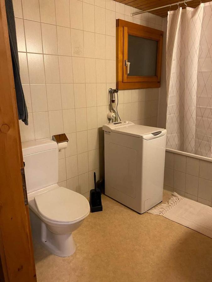 Schoene Ferienwohnung Mit Seeblick 툰 외부 사진